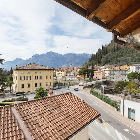 Casa Lidia, La Mansarda Sul Fiume Apartment *