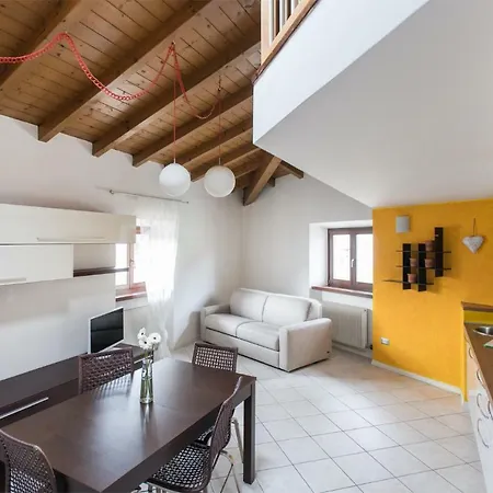 Casa Lidia, La Mansarda Sul Fiume