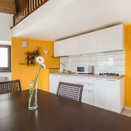 Casa Lidia, La Mansarda Sul Fiume *